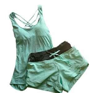 NWOT Mint Active Wear Set
